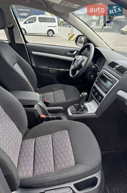 Лифтбек Skoda Octavia 2011 в 