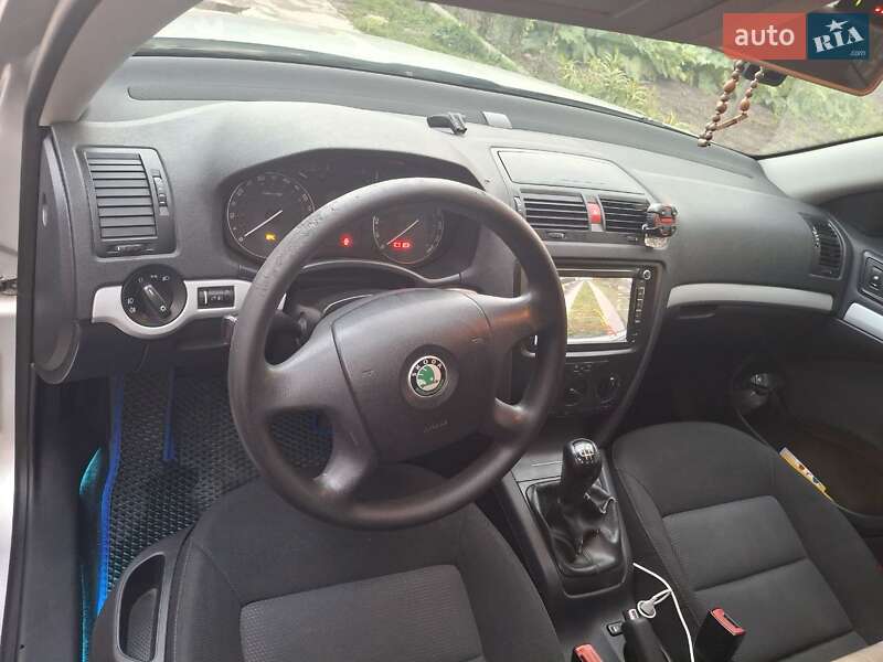 Лифтбек Skoda Octavia 2006 в Ивано-Франковске