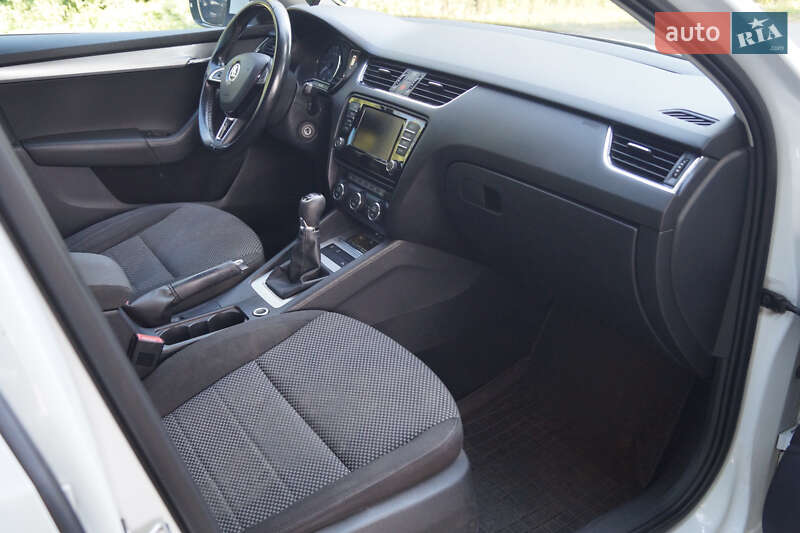 Универсал Skoda Octavia 2015 в Киеве