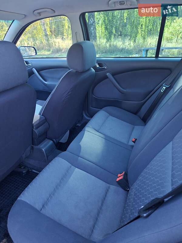 Універсал Skoda Octavia 2004 в Ніжині