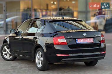 Ліфтбек Skoda Octavia 2013 в  фото 10 Ліфтбек Skoda Octavia 2013 в