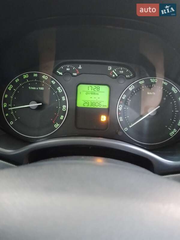 Лифтбек Skoda Octavia 2005 в Днепре