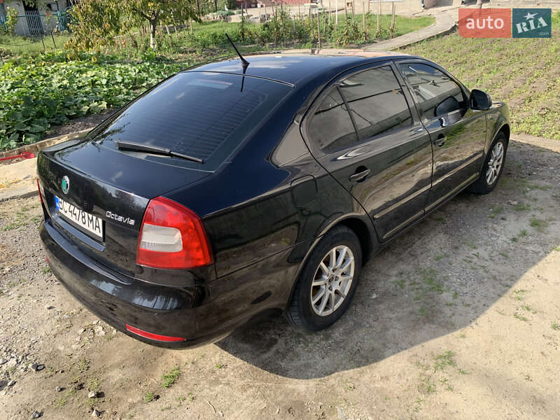 Лифтбек Skoda Octavia 2011 в Золочеве