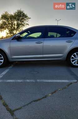 Лифтбек Skoda Octavia 2017 в 