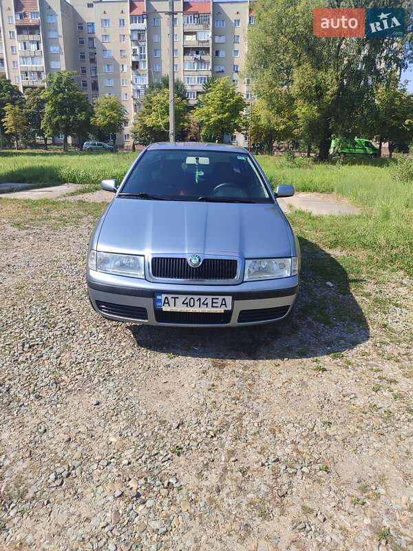 Ліфтбек Skoda Octavia 2005 в Долині
