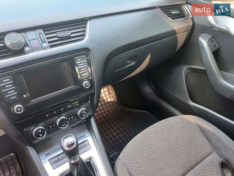 Універсал Skoda Octavia 2014 в Ніжині