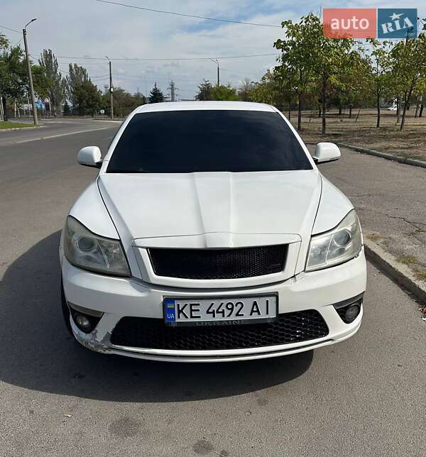 Лифтбек Skoda Octavia 2011 в 