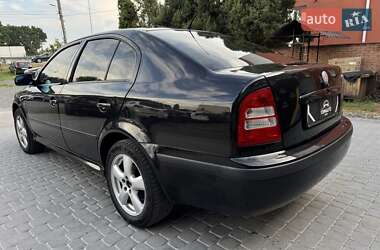 Лифтбек Skoda Octavia 2008 в 