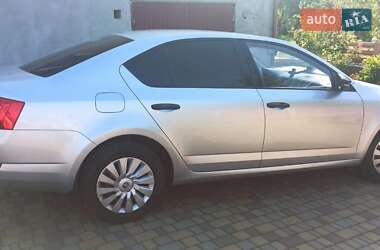 Лифтбек Skoda Octavia 2015 в 
