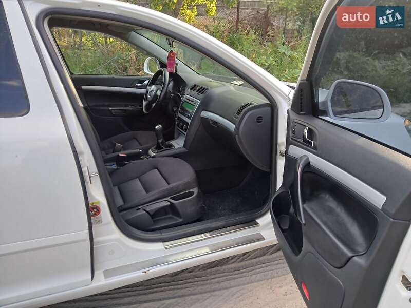 Лифтбек Skoda Octavia 2011 в Виннице