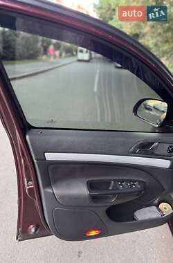 Лифтбек Skoda Octavia 2009 в 