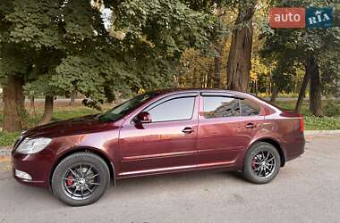 Лифтбек Skoda Octavia 2009 в 