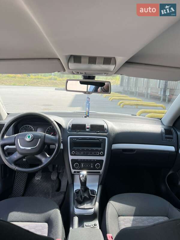 Универсал Skoda Octavia 2010 в Львове