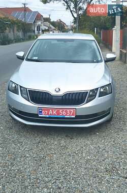 Лифтбек Skoda Octavia 2017 в 