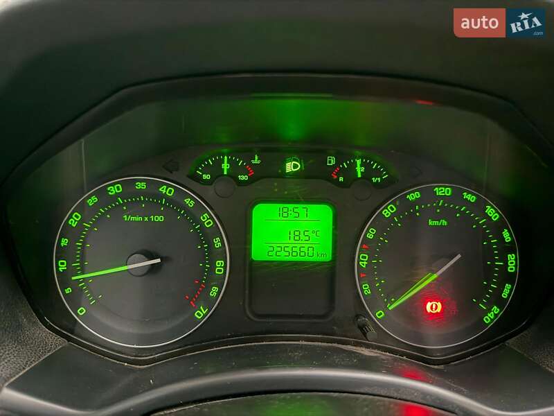 Универсал Skoda Octavia 2005 в Киеве
