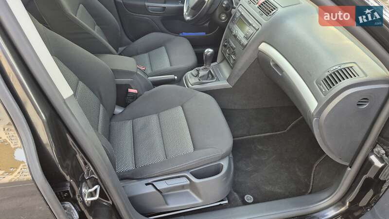 Универсал Skoda Octavia 2006 в Виннице