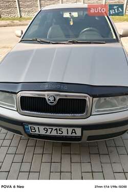 Лифтбек Skoda Octavia 2004 в Кременчуге