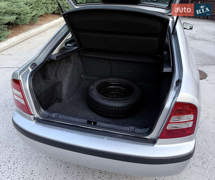 Лифтбек Skoda Octavia 2008 в Смеле