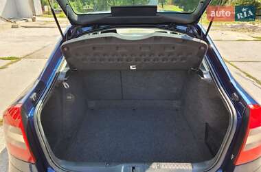 Лифтбек Skoda Octavia 2009 в 