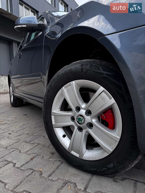 Универсал Skoda Octavia 2011 в Полтаве