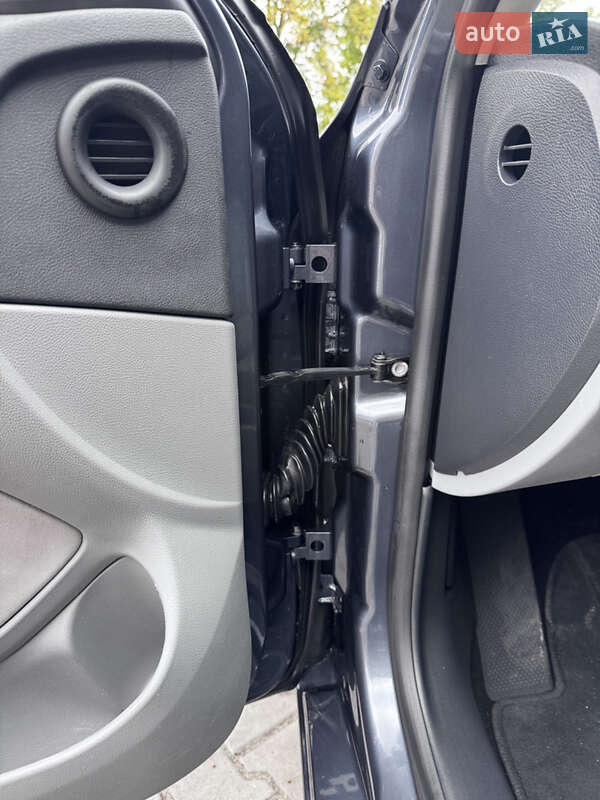 Универсал Skoda Octavia 2011 в Полтаве