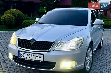 Лифтбек Skoda Octavia 2009 в 