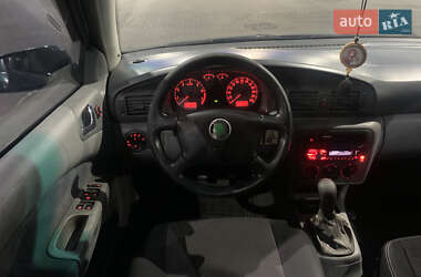 Лифтбек Skoda Octavia 1998 в 