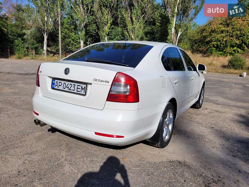 Ліфтбек Skoda Octavia 2011 в Запоріжжі