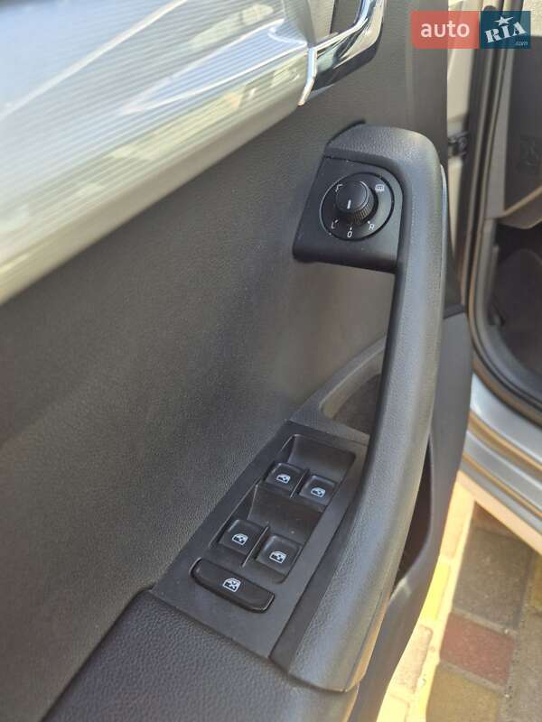 Универсал Skoda Octavia 2016 в Миргороде