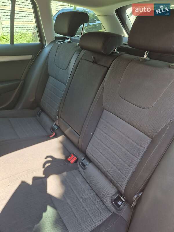 Универсал Skoda Octavia 2016 в Миргороде