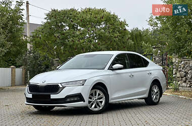 Ліфтбек Skoda Octavia 2020 в Луцьку