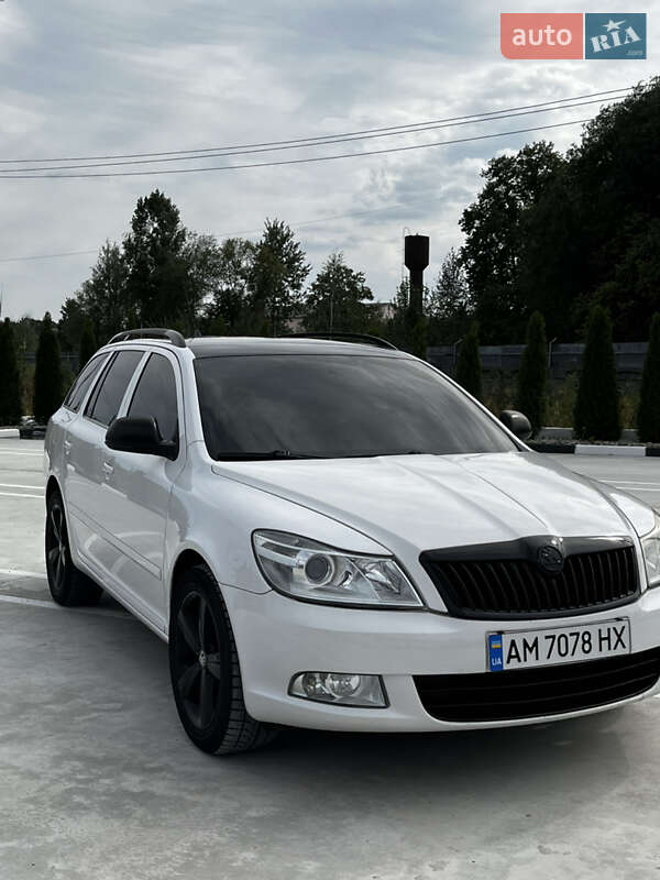 Универсал Skoda Octavia 2010 в Звягеле