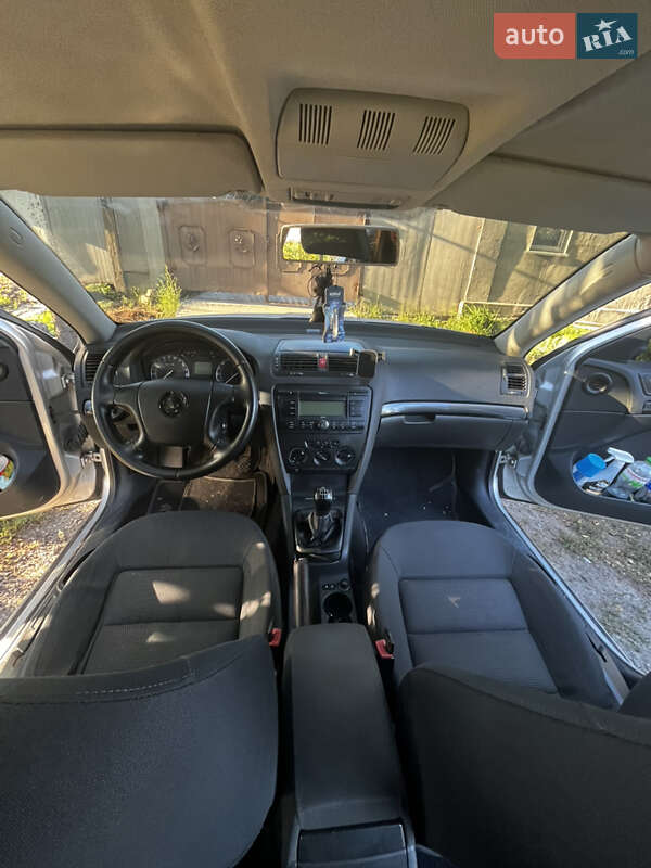 Лифтбек Skoda Octavia 2005 в Павлограде фото 9 Лифтбек Skoda Octavia 2005 в Павлограде