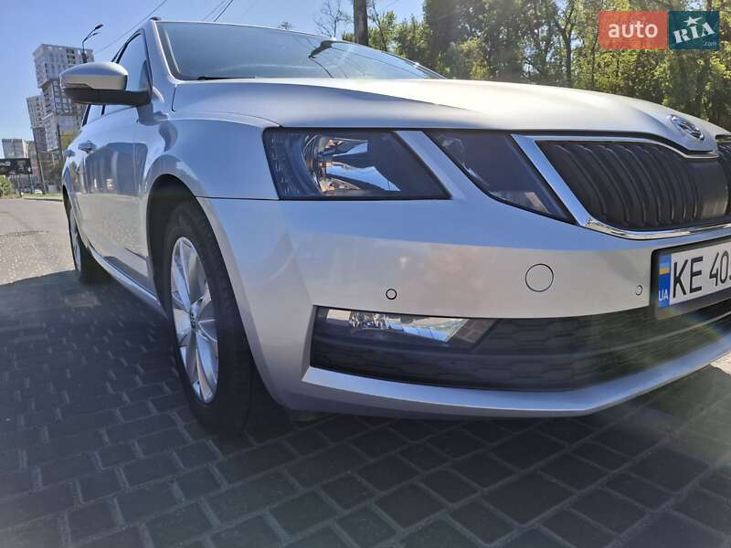 Универсал Skoda Octavia 2019 в Днепре
