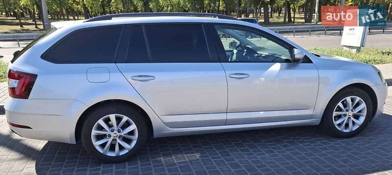 Универсал Skoda Octavia 2019 в Днепре