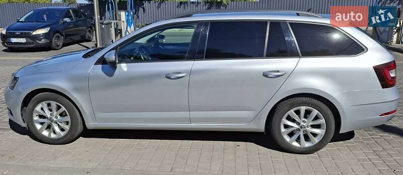 Универсал Skoda Octavia 2019 в Днепре