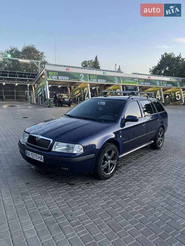 Универсал Skoda Octavia 2002 в 