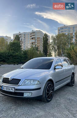 Универсал Skoda Octavia 2008 в Вышгороде
