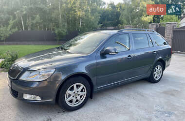 Универсал Skoda Octavia 2010 в 