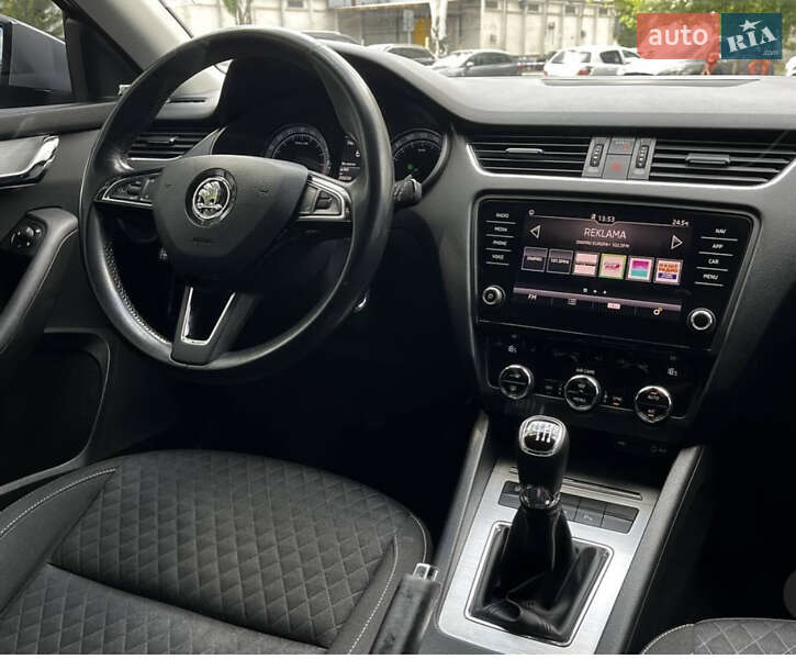 Универсал Skoda Octavia 2017 в Днепре