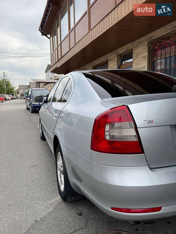 Лифтбек Skoda Octavia 2012 в Полонном
