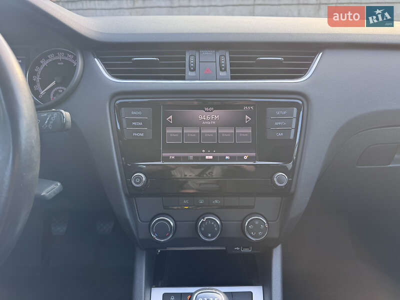 Универсал Skoda Octavia 2019 в Киеве