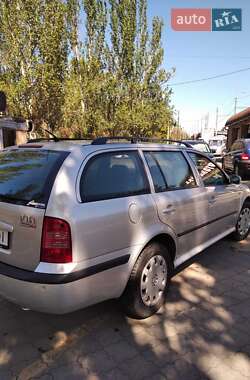 Универсал Skoda Octavia 2003 в 
