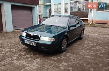 Лифтбек Skoda Octavia 1998 в 