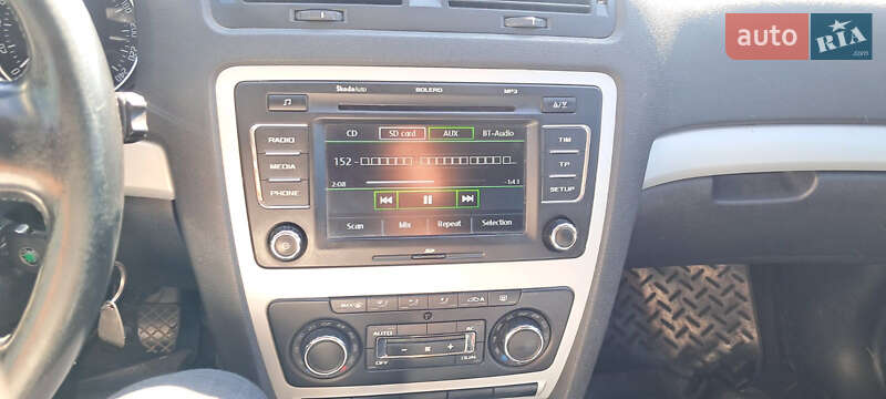 Универсал Skoda Octavia 2010 в Кельменцах