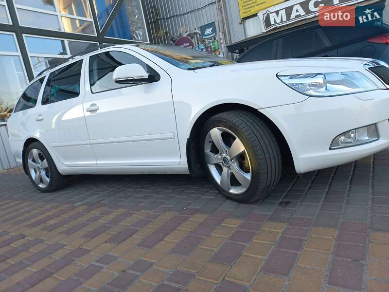 Універсал Skoda Octavia 2010 в Знам'янці