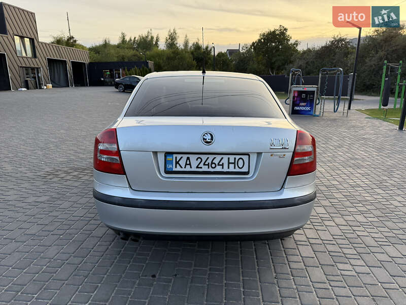 Лифтбек Skoda Octavia 2008 в Фастове