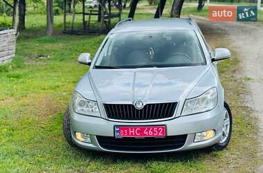 Универсал Skoda Octavia 2010 в 