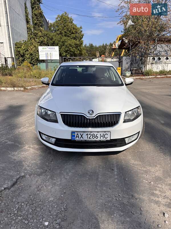 Лифтбек Skoda Octavia 2013 в 