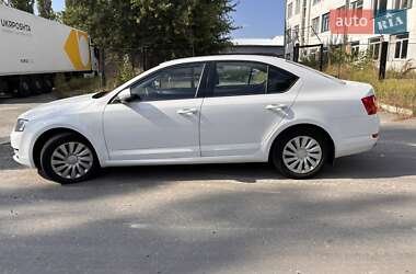 Лифтбек Skoda Octavia 2013 в 